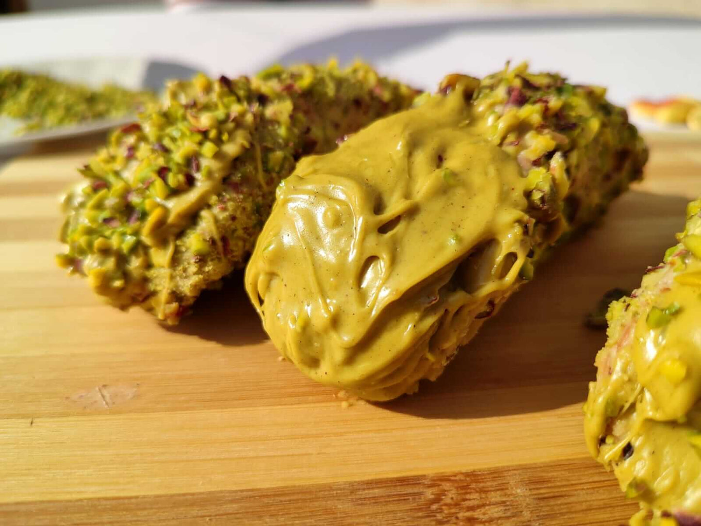 Uovo Artigiale al pistacchio + Kit Cannoli al Pistacchio