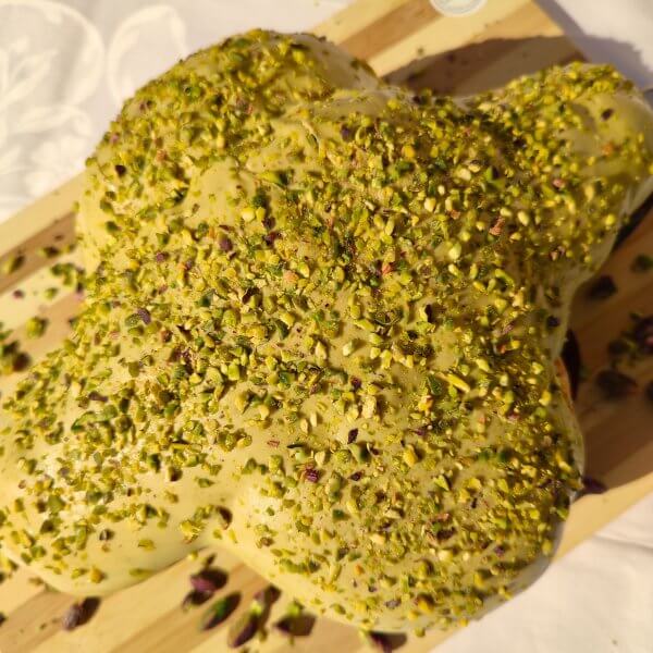 Colomba 1.2kg con 500g di Crema al Pistacchio + Uovo al Pistacchio + Crema al pistacchio
